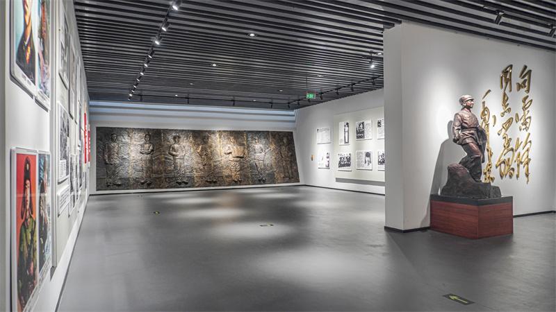 薪火雷锋展厅场景